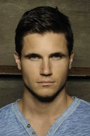 Ảnh diễn viên Robbie Amell
