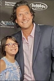 Ảnh diễn viên Robert Enriquez