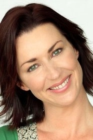 Ảnh diễn viên Stephanie Paul