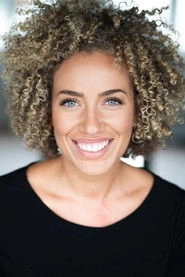 Ảnh diễn viên Stephanie Siadatan