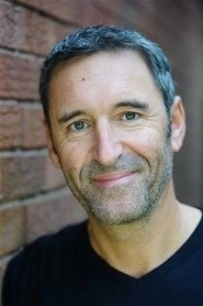 Ảnh diễn viên Tav MacDougall