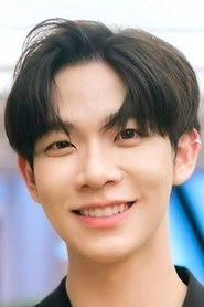 Ảnh diễn viên Thanabat Yiampanomkun