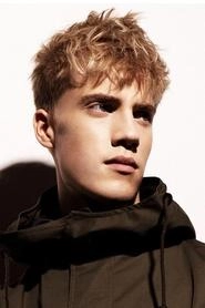 Ảnh diễn viên Tom Taylor