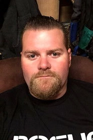 Ảnh diễn viên Travis Brady