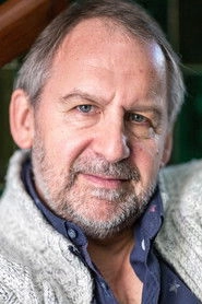 Ảnh diễn viên Wolf Bachofner