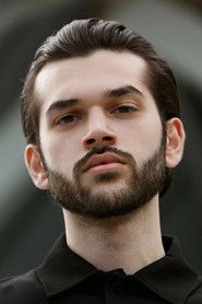 Ảnh diễn viên Yiğit Ege Yazar