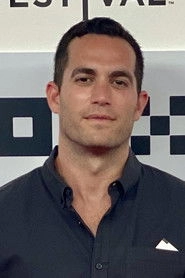 Ảnh diễn viên Zach Wolf