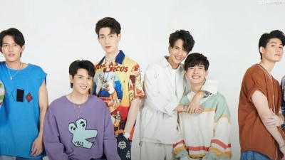 2 Moons The Ambassador (2 Moons The Ambassador)