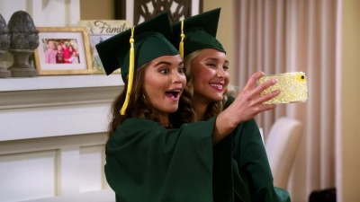 Alexa & Katie (Phần 1) (Alexa & Katie (Season 1))