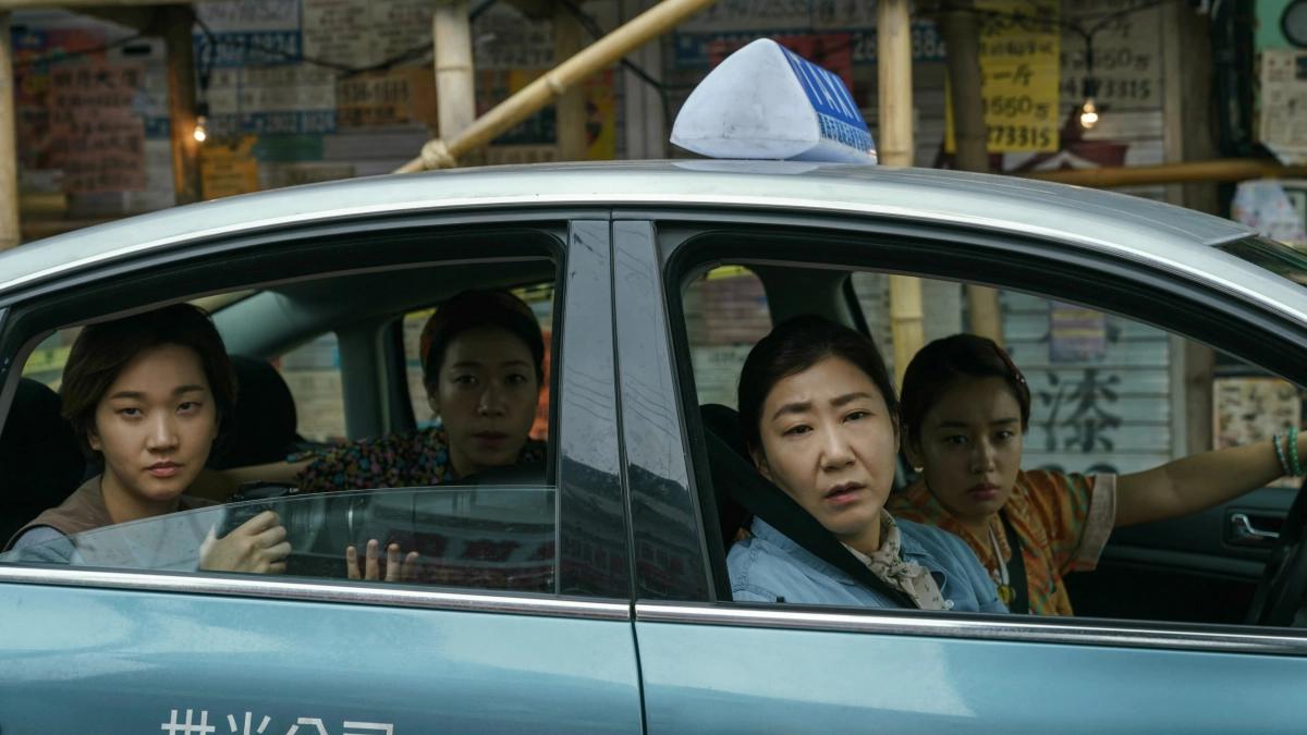 Bà Thím Báo Thù (Citizen of a Kind)