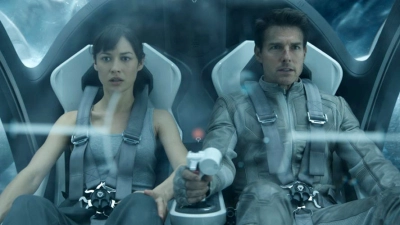 Bí Mật Trái Đất Diệt Vong (Oblivion)