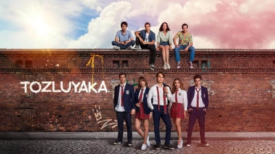 Bụi Trên Cổ Áo (Tozluyaka)