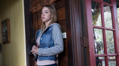 Con Gái Mạo Danh (The Wrong Daughter)