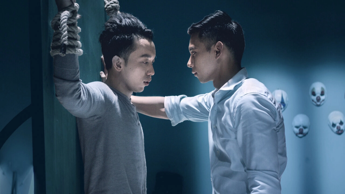 Con Ma Nhà Họ Vương (Never Trust a Stranger)