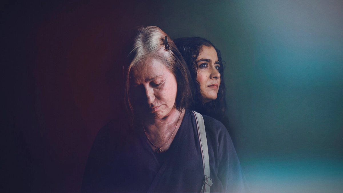 Elena biết (Elena Knows)