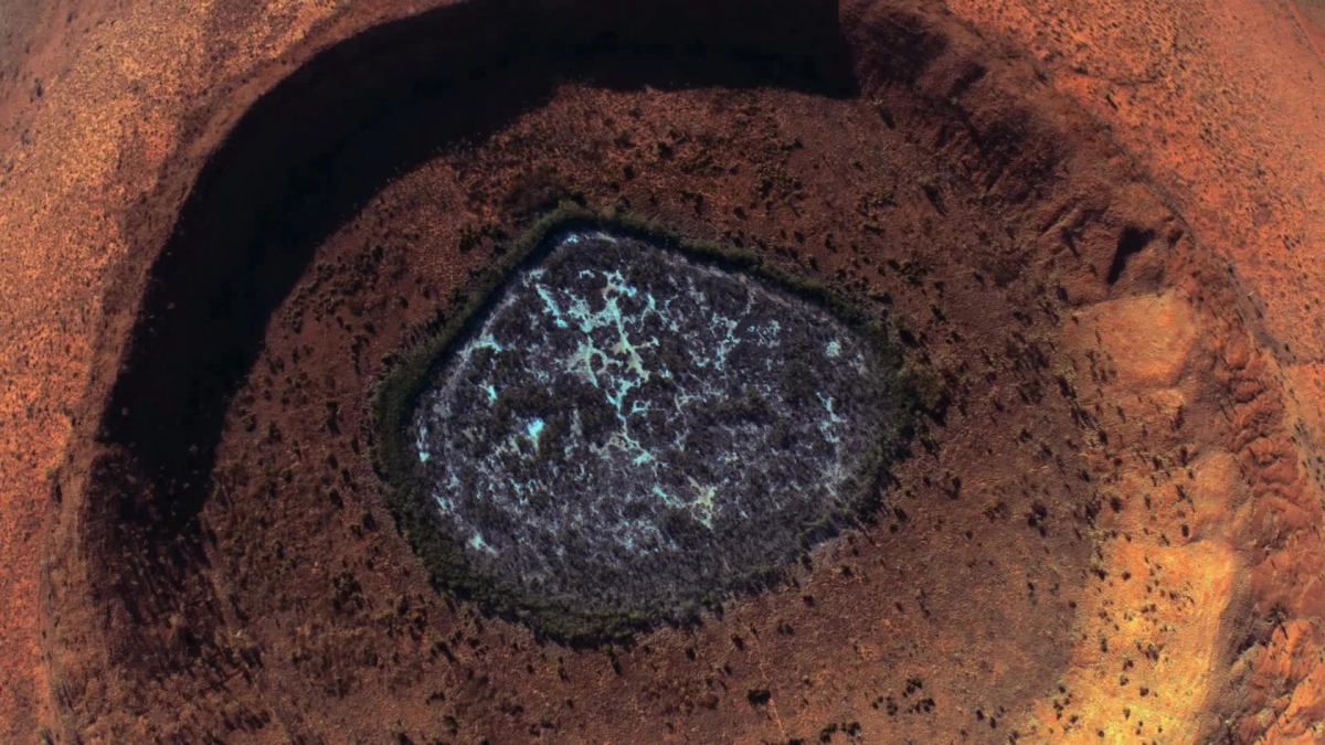 Fireball: Visitors from Darker Worlds (Fireball: Visitors from Darker Worlds)