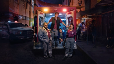 Gia Đình Sống Giữa Màn Đêm (Midnight Family)