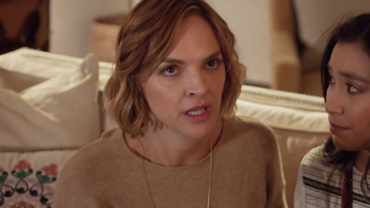 Kẻ Giết Người Ở Vùng Ngoại Ô (Killer in Suburbia)