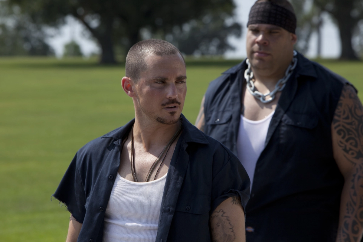 Không Chừa Một Ai (No One Lives)