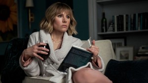 Người phụ nữ trong ngôi nhà bên kia đường đối diện cô gái bên khung cửa (The Woman in the House Across the Street from the Girl in the Window)