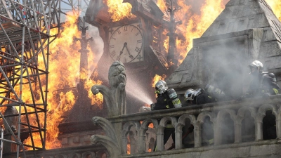 Notre-Dame on Fire (Notre-Dame brûle)