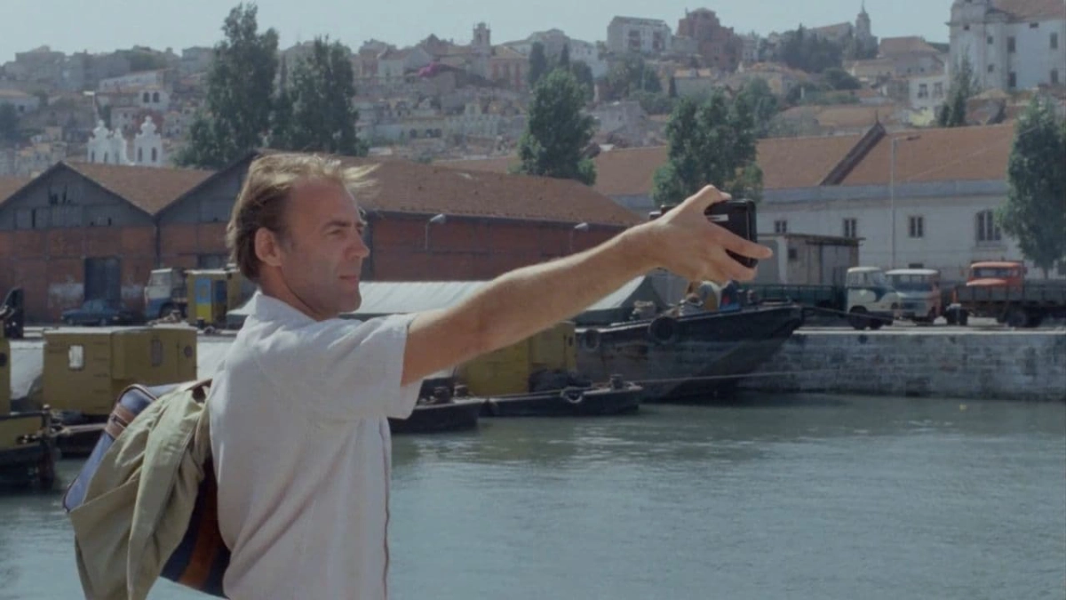 Ở thành phố trắng (In the White City)