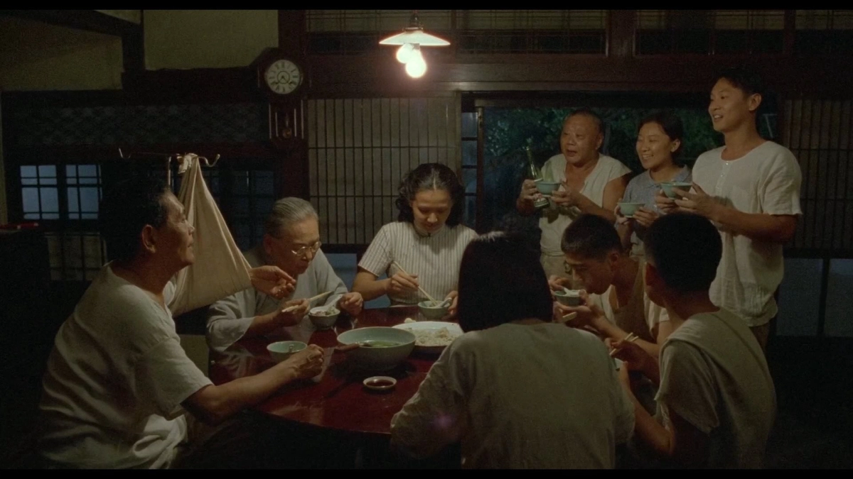 Quả Hồng Đỏ (Red Persimmon)