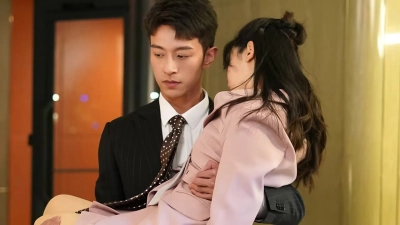 Sở Tiên Sinh Từ Trên Trời Rơi Xuống (Hi! My Mr. Right)