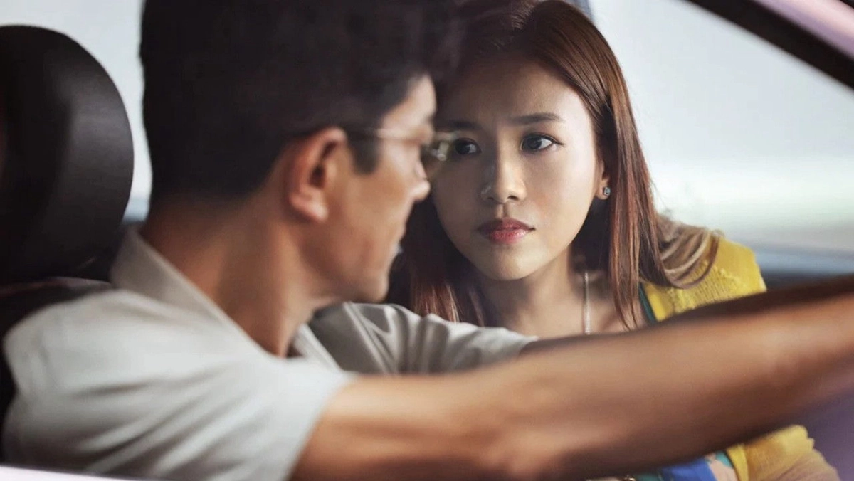 Thám Tử Tư: Phía Sau Vết Máu (Behind the Shadows)