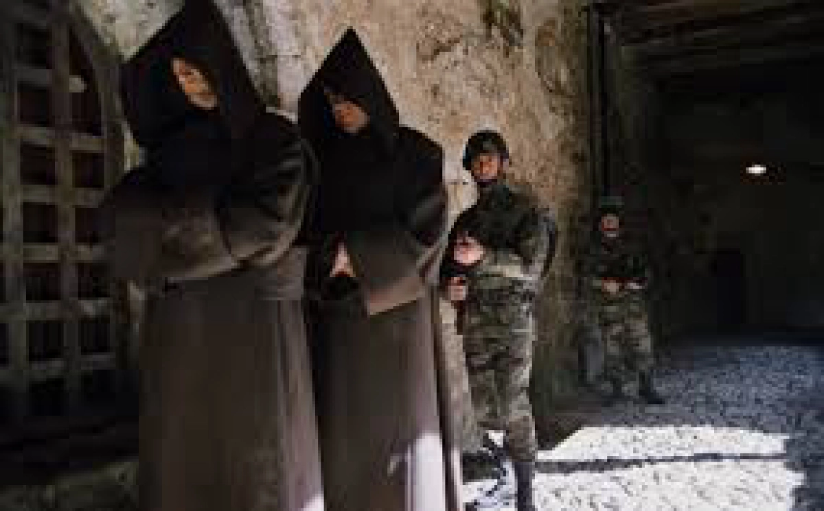 Thiên Sứ Khải Huyền (Crimson Rivers II: Angels of the Apocalypse)