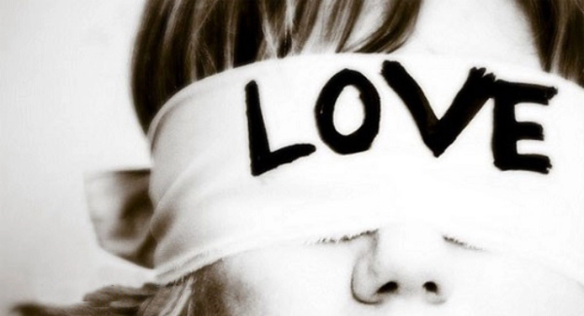 Tình yêu mù quáng (Blind Master Falls in Love)