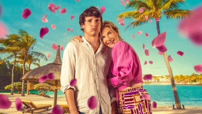 Trăng Mật Cùng Mẹ (Honeymoon Crasher)