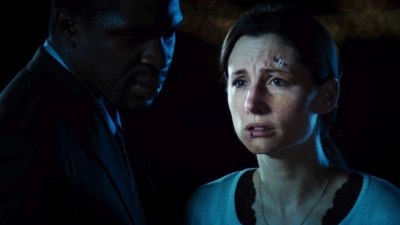 Vụ Bắt Cóc Dị Thường (Paranormal Abduction)