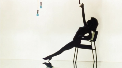 Vũ điệu vụt sáng (Flashdance)