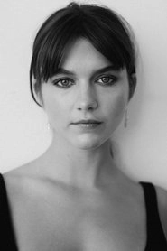 Ảnh diễn viên Chloe East