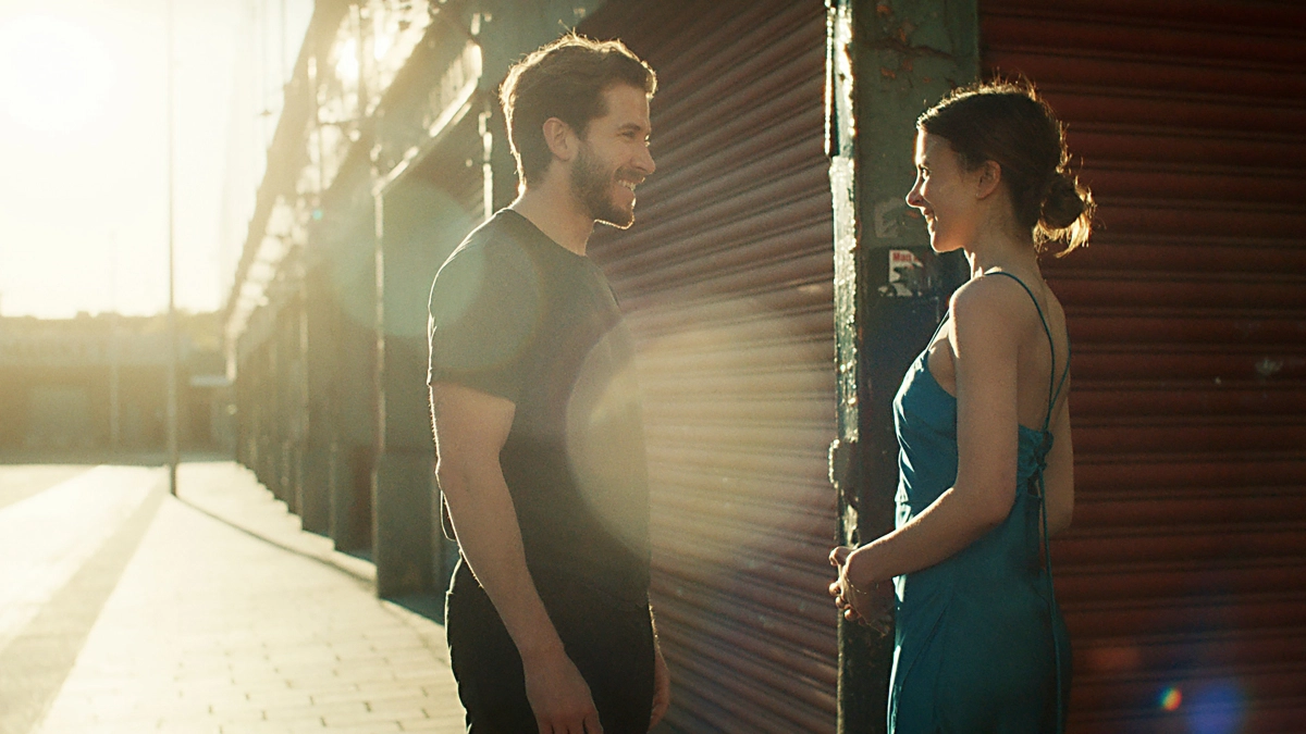 Khi Mọi Điều Dần An Bài (Falling into Place)